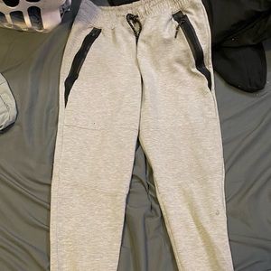 MEN JOGGERS